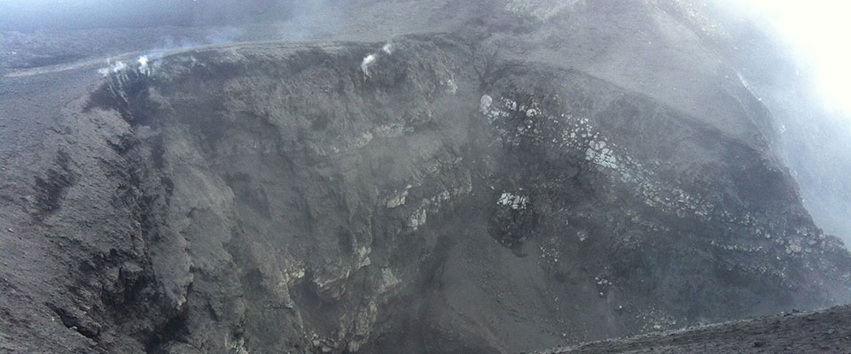 Tour to the mount Etna top craters Tour to the mount Etna top craters