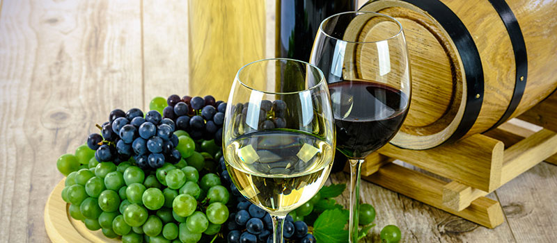 Wine tasting tour in Taormina